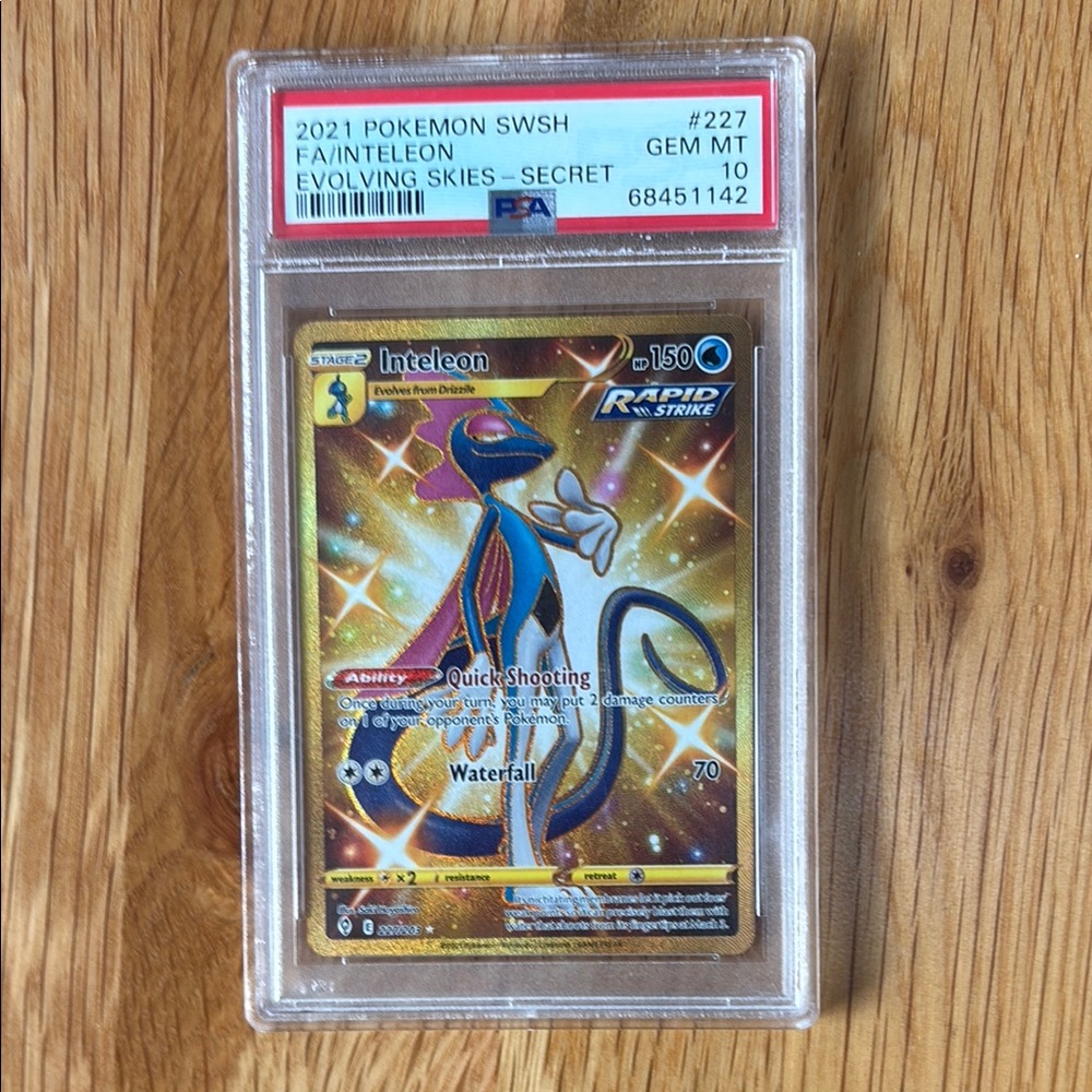 PSA 10 Inteleon Secret Gold Foil Pokémon Card - Evolving Skies